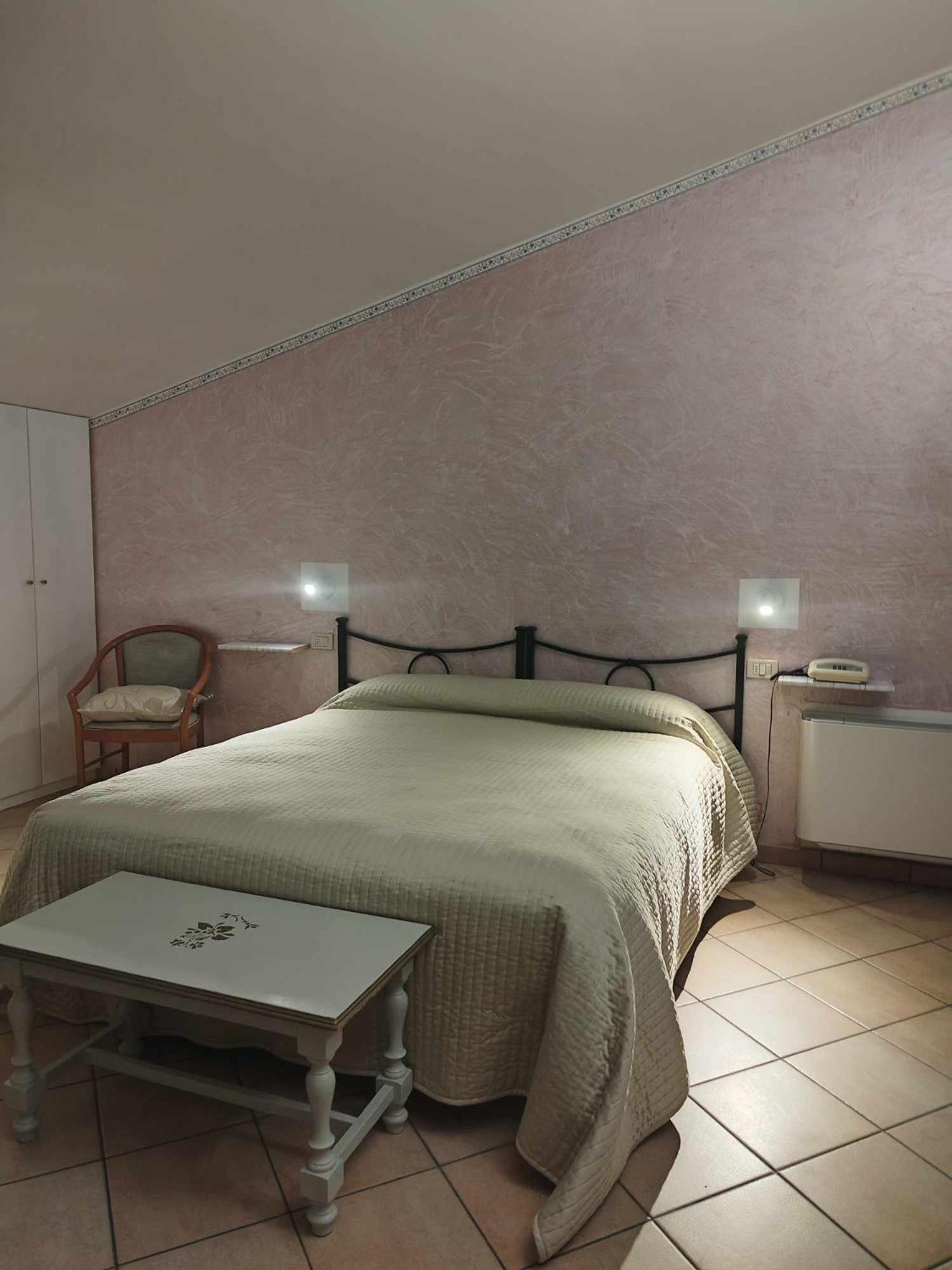 Hotel Pineta Ristorante Country House In Fabriano 坎普多尼科 外观 照片