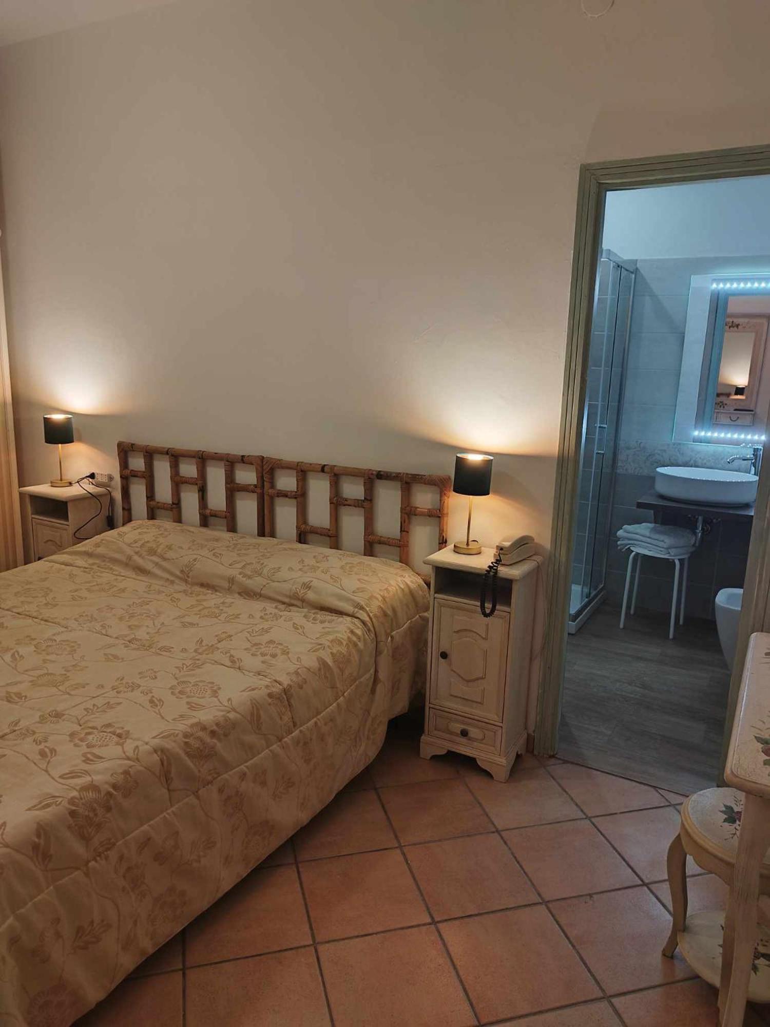 Hotel Pineta Ristorante Country House In Fabriano 坎普多尼科 外观 照片
