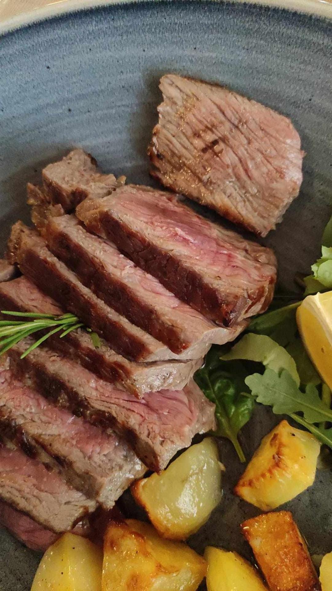 Hotel Pineta Ristorante Country House In Fabriano 坎普多尼科 外观 照片