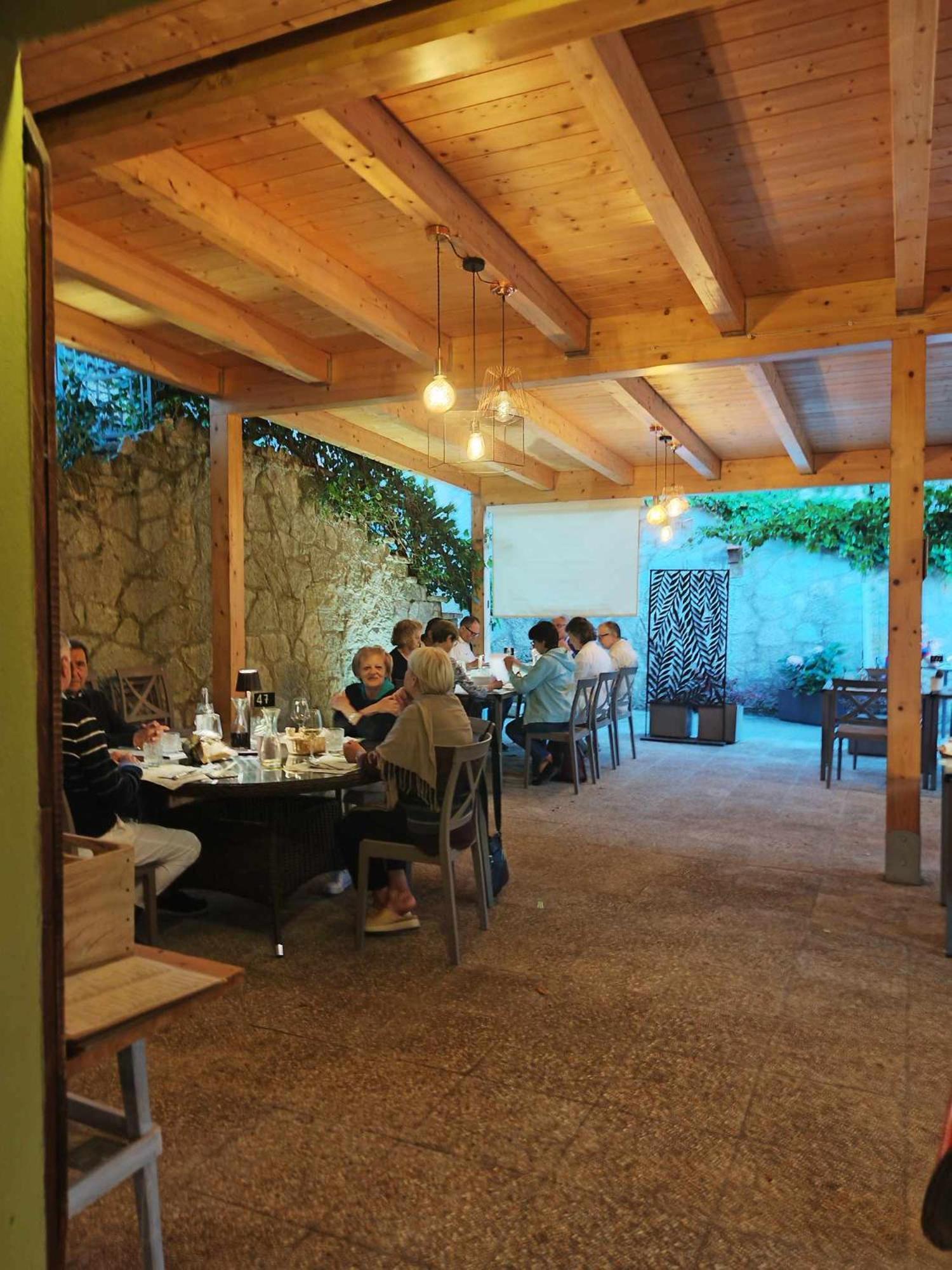 Hotel Pineta Ristorante Country House In Fabriano 坎普多尼科 外观 照片